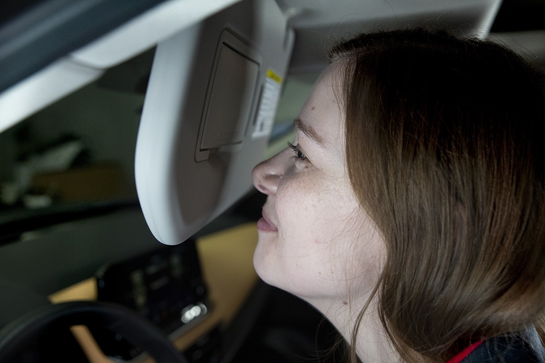 Tori Keerl – Chuyên gia về mùi hương tại Trung tâm Kỹ thuật Nissan Bắc Mỹ